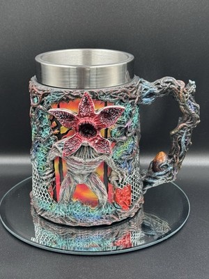 Stranger Things Demogorgon Tankard Official Netflix Horror Bierkrug Sammlerstück
