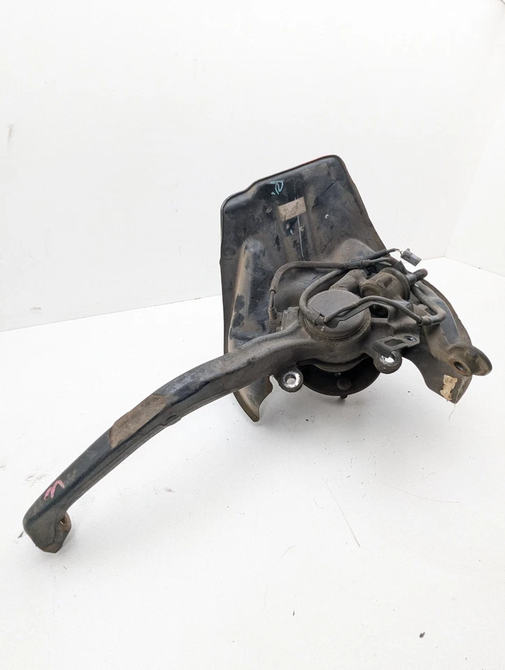 1998-2005 Lexus GS300 Front Left Driver Spindle Knuckle Assembly OEM - Image 2 of 4