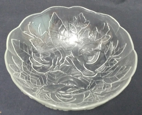 Vintage Indonesia Pasari Crystal Clear Glass Rose Salad / Cereal / Soup Bowl