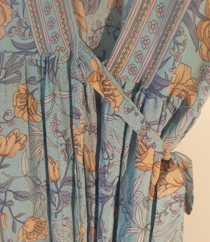Women's Large Wrap Floral Dress NWT By R. Vivimos - Picture 6 of 7