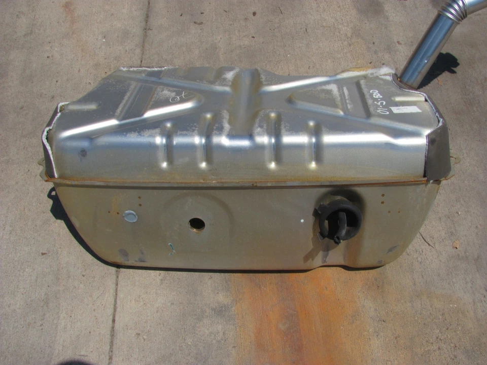 Mercedes-Benz W220 S430 S500 1999 2000 2001 2002 tanque de gasolina 2204700320 Foto 2 de 4