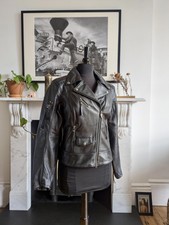 Women's Vintage Harley-davidson Leather Biker Jacket - Size M (chest 38)