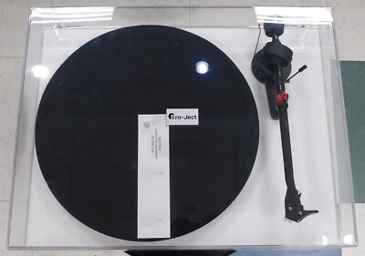Pro-Ject Debut Carbon EVO Turntable - Gloss White