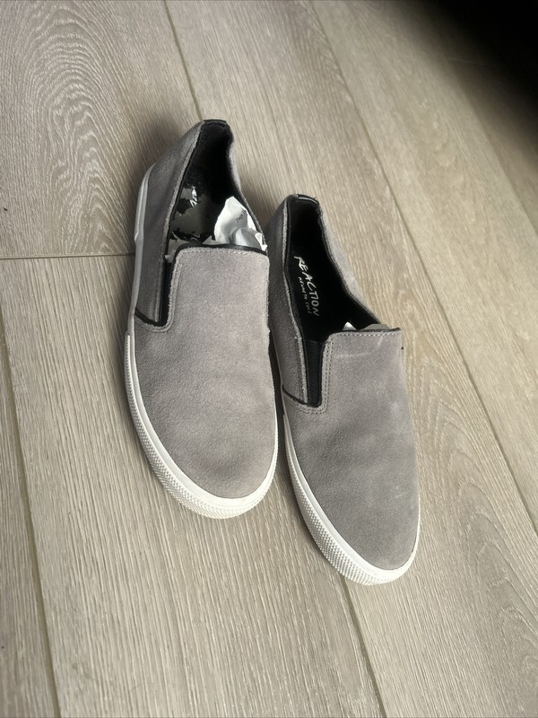 Kenneth Cole Shoes Womens 8.5 Sneakers Slip On Casual Suede Salt N Pep Lifestyle