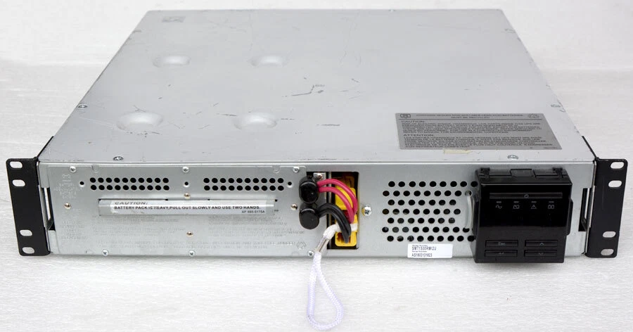 APC USV SMART UPS SMT1500RMI2U 1500VA 1000W USB SERIELL RJ-45 NEUE AKKUS M905 - Bild 3 von 4