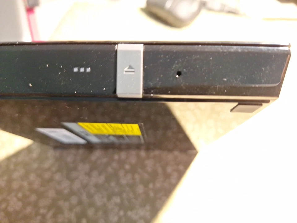 ASUS DRIVE SDRW-08U25U LETTORE DVD/ RW MASTERIZZATORE ESTERNO  - Immagine 3 di 4