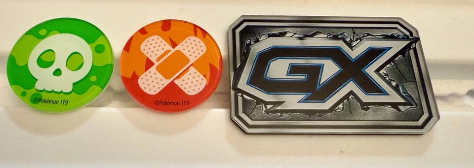 Marcadores contadores acrílicos GX, veneno y quemado para cartas de JCC Pokémon  Foto 2 de 3