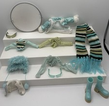 Vtg Y2K 2003 Lot Bratz Clothing Including Wintertime Wonderland Sasha Outfit MGA