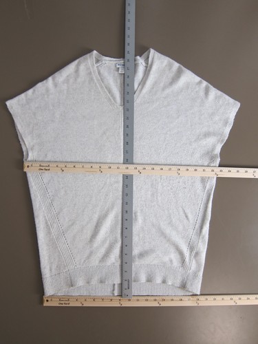 Old Navy Dolman V Neck Tee Vest Sweater Women's Size Small - Picture 6 of 6