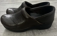 Dansko Women’s Brown Leather  Professional Slip-On  Clogs Size 37 6.5 /7