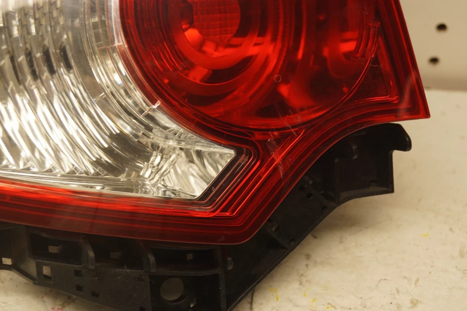 Luz trasera izquierda del lado del conductor Acura TSX 2009 2010 OEM Foto 3 de 4