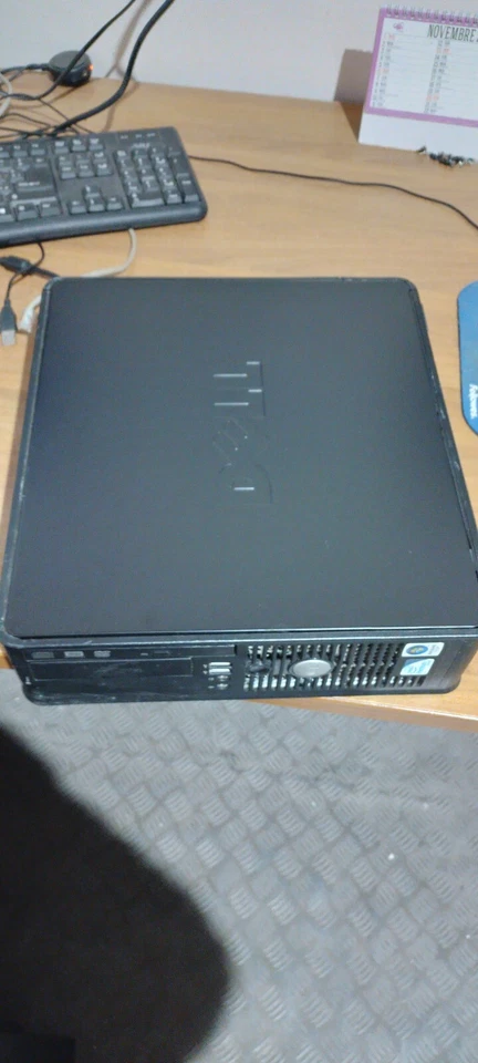 PC 07 DELL GA0404 + CPU QUAD CORE Q9400 2.66 GHZ 1333 MHZ + 6 GB DDR3 1333 MHZ - Immagine 3 di 4