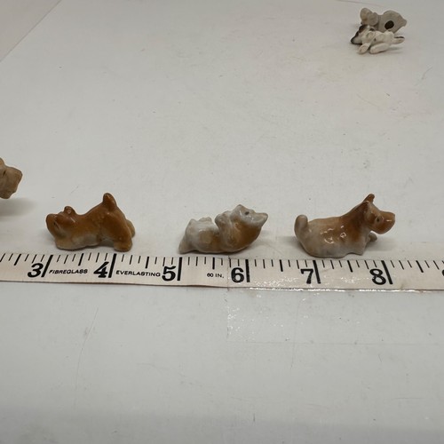 Vintage Japan Miniatur Keramik Hund Figuren Set 6 braun & weiß 1"-2" - Bild 6 von 9