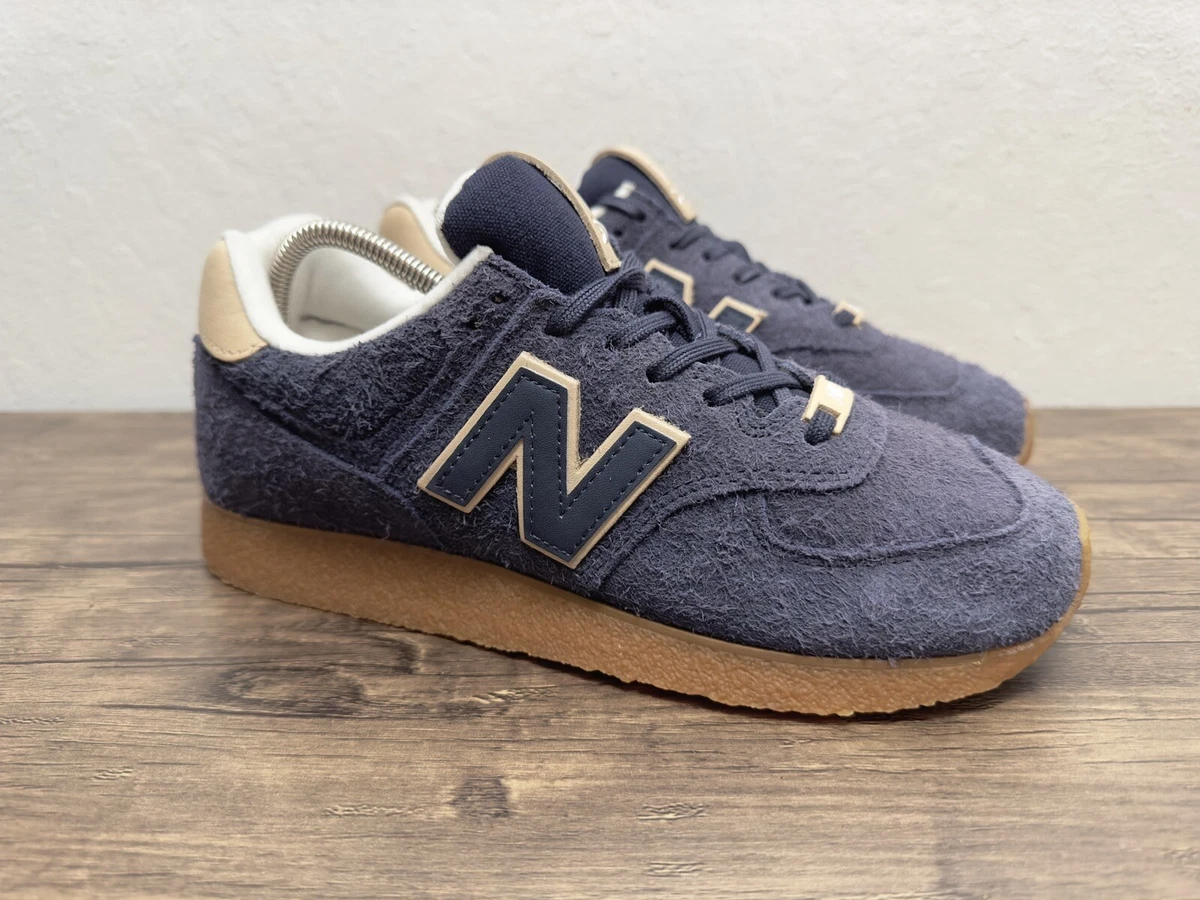 New balance 574 maroon size 8 top