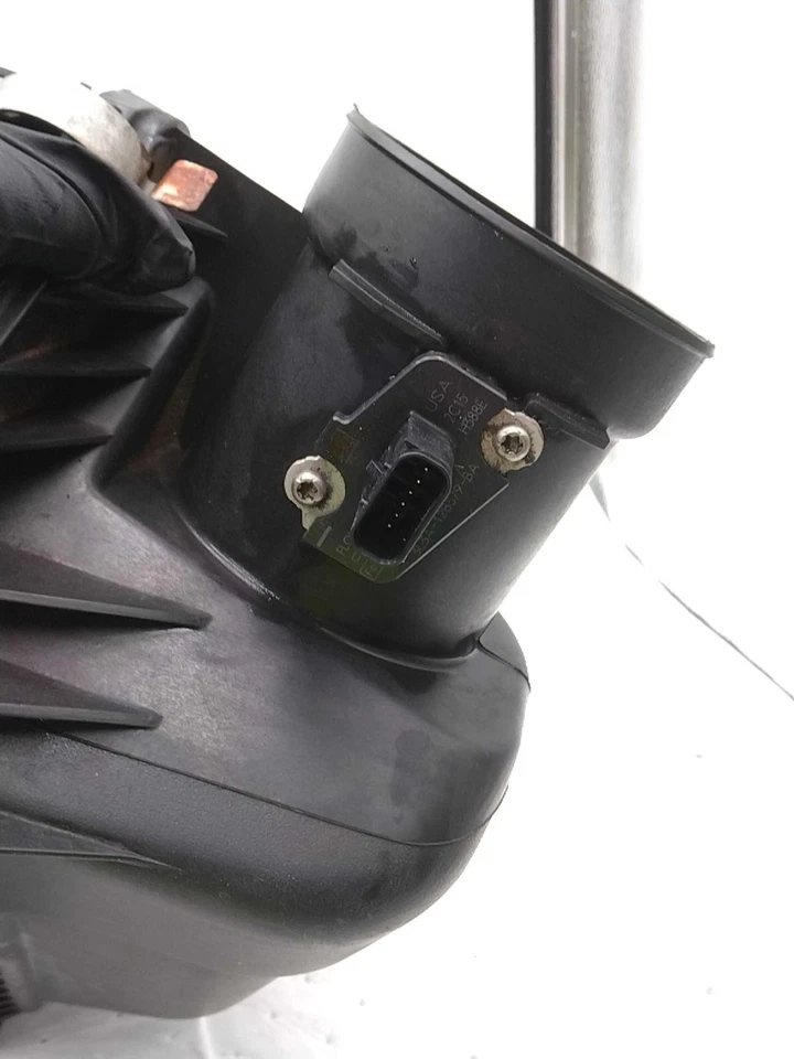 Conjunto de filtro de aire usado se adapta a: Mazda CX-9 2012 grado A Foto 2 de 4