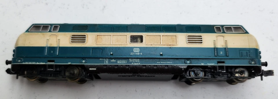 Minitrix N 12079 Diesellok BR 221 blau/beige