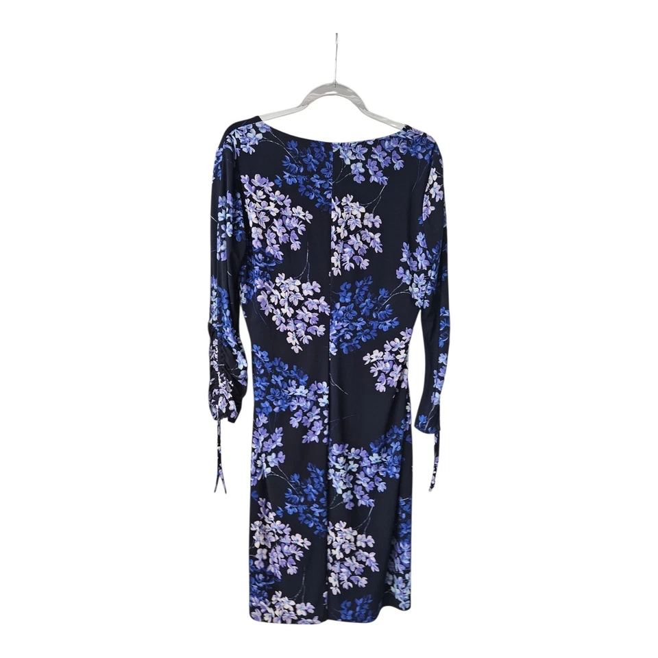 Vestido Chaps L cruzado cuello en V manga 3/4 fruncido azul púrpura floral elástico Foto 2 de 4