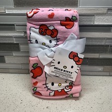 Nowy zestaw 2 różowych ręczników ręcznik z metką i kokardką Hello Kitty & Red Apples