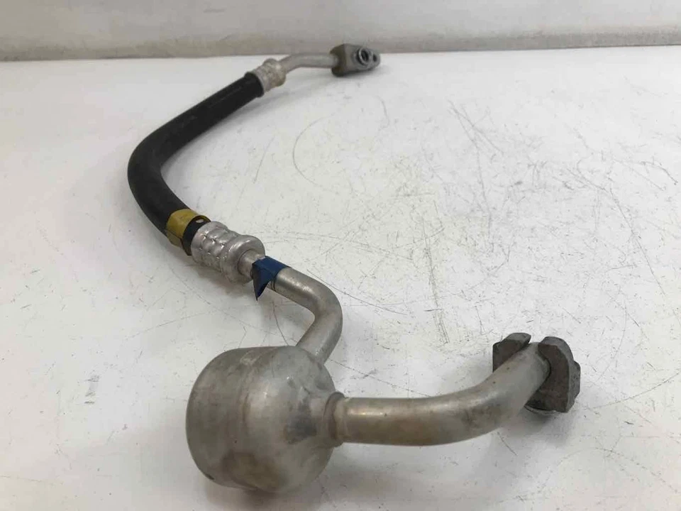 Mangueira de alta pressão para ar condicionado 8870353091 compatível com LEXUS IS250 2006-2013 - Imagem 2 de 4