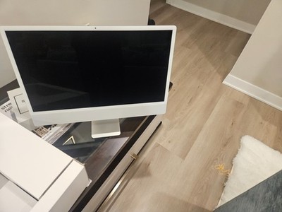 New iMac 24-inch (Retina 4.5K 10GPU, Silver) 4.4Ghz 10-Core M1 (2024) 