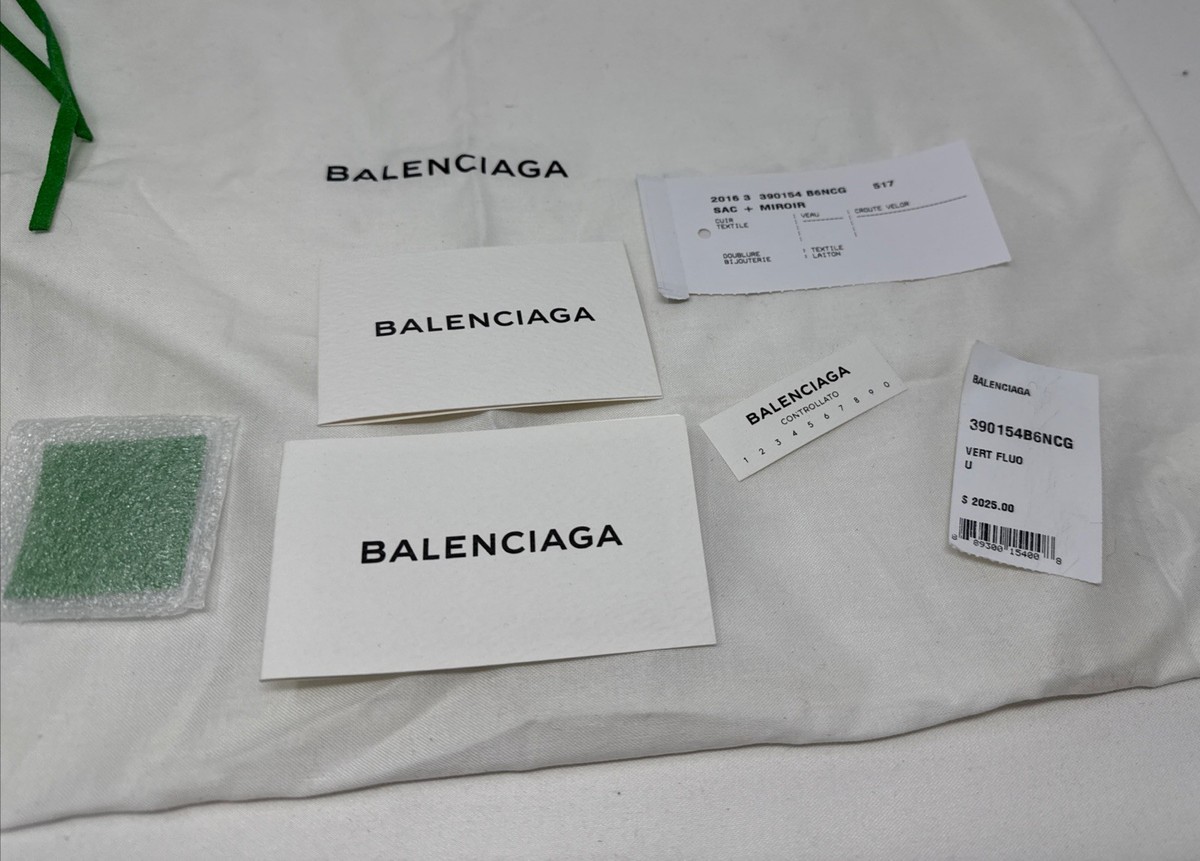 フォーミダブル りゅー④ フォーミダブル 2025 Kawasaki ZX-4RR Review |