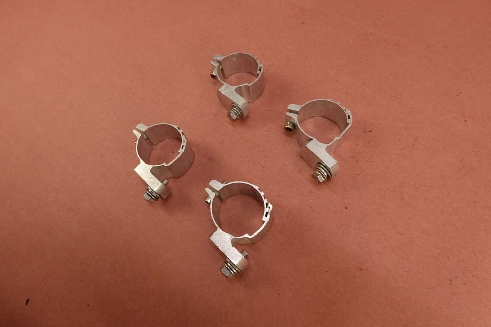 Harley Davidson Sportster Iron 883 XL883N 2009-2021 soportes de abrazadera de montaje Foto 2 de 4