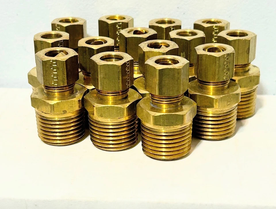 3/8" O.D. Tubo x 1/2" MPT Latón Reductor Compresión Montaje **LOTE DE 14 NUEVOS O/S Foto 2 de 2