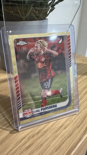 2025 Topps Chrome MLS Emil Forsberg #8 SUPERFRACTOR /1 New York Red Bulls