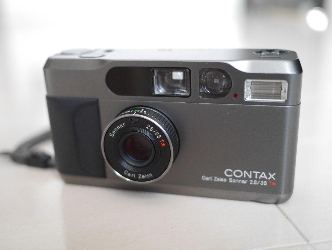 CONTAX コンタックス T2 Zeiss Sonnar 28/3.8 CONTAX T2 Carl Zeiss Sonnar 2.8/38 T Compact Film Camera