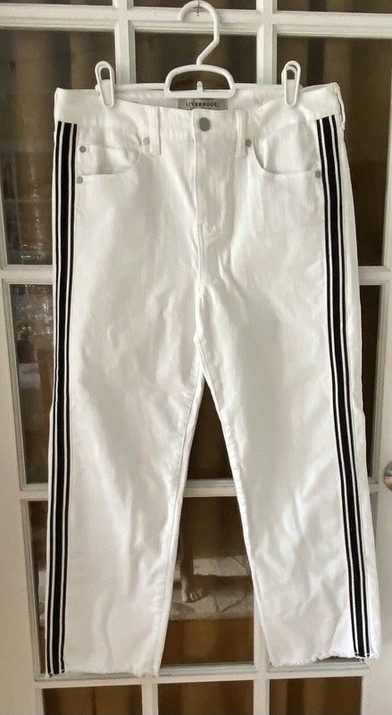 NWOT LIVERPOOL LA LADIES' WHITE "CROP STRAIGHT" FRAYED JEANS, SIZE 10