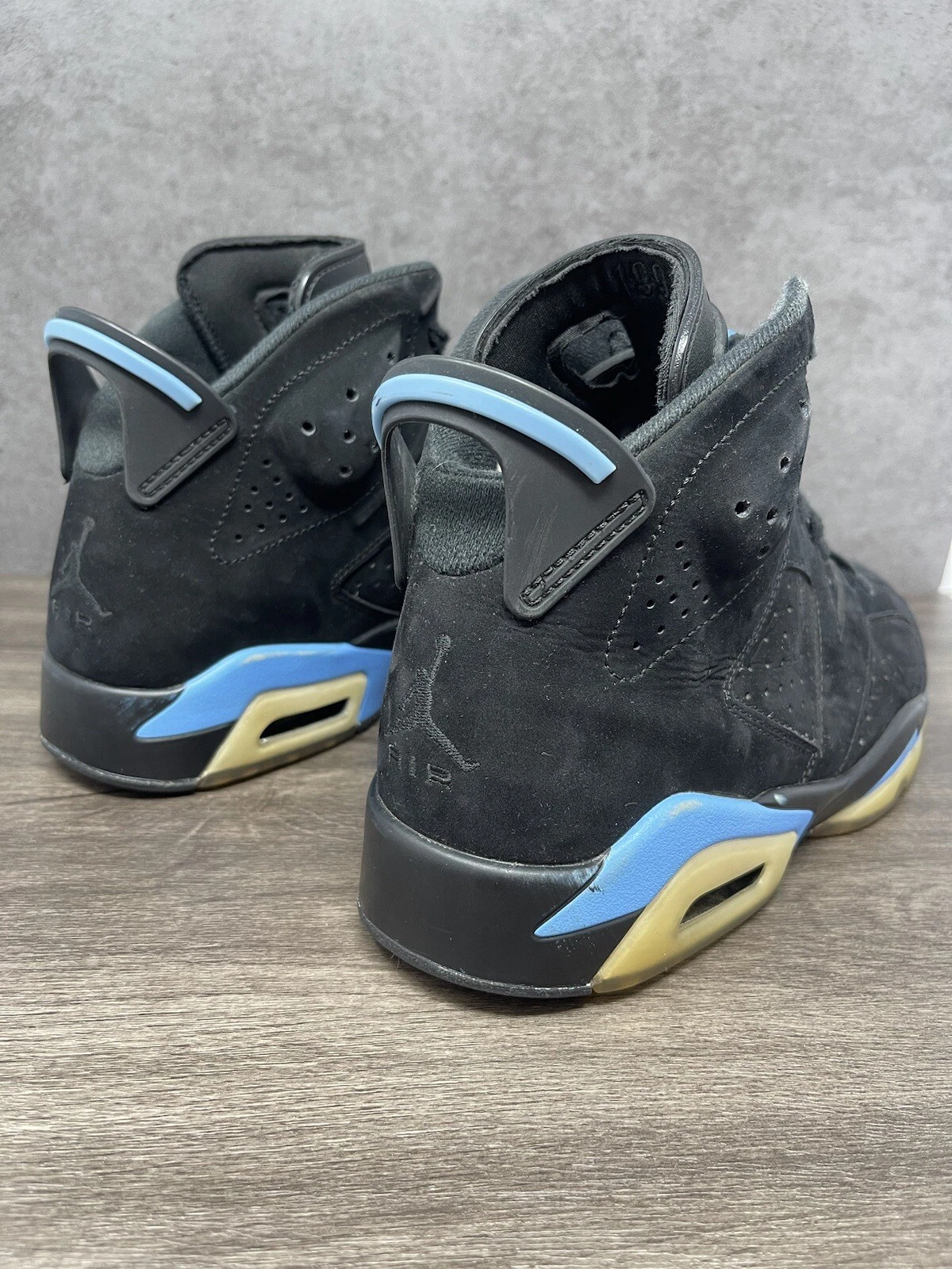 Air Jordan 6 Retro Taglia 9 Uomo UNC Nero Blu Università 384664 006