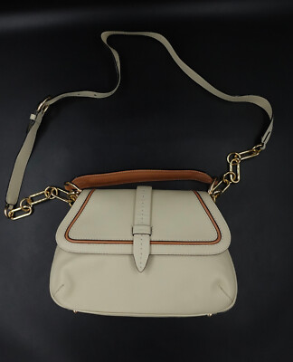 Sac à main Lancel DIANE Cuir Beige Marron porté épaule-croisé