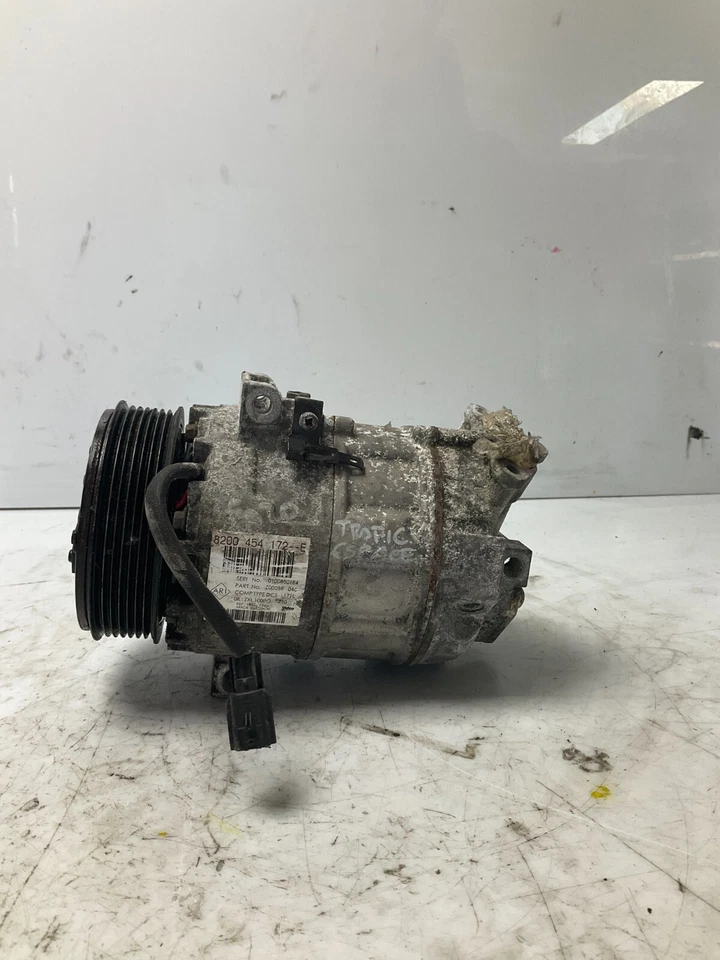 Compressore clima aria condizionata RENAULT TRAFIC II codice: 8200454172--E - Immagine 2 di 4