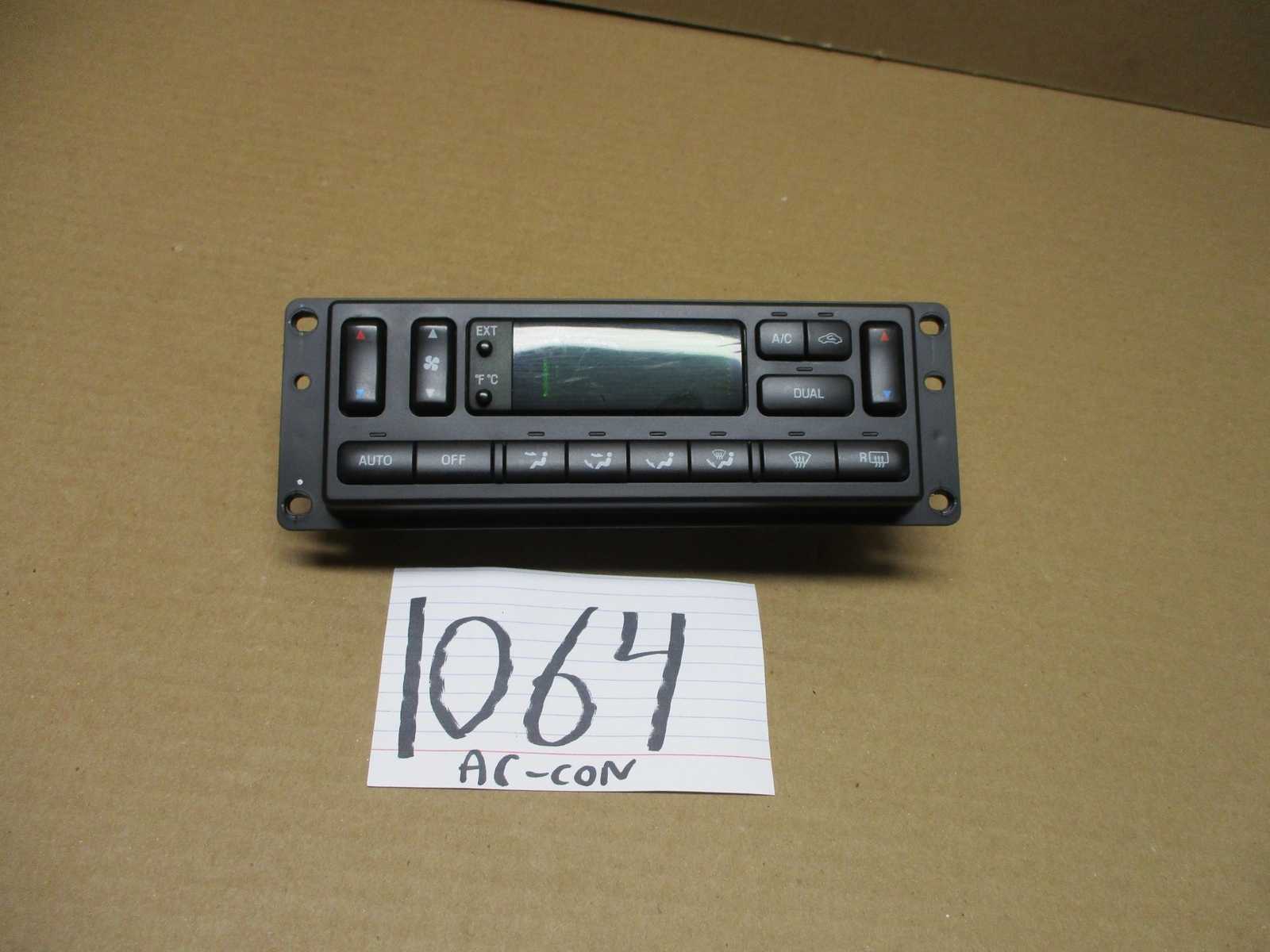 06 07 08 09 10 Ford Explorer Used AC and Heater Control Stock #1064-AC