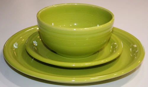 Fiestaware Dinner Plate/Bread Dish/Cereal/Soup- Fiesta HLC USA / Lot 3
