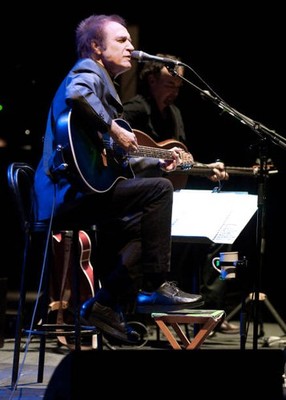 Ray Davies performs at the Hammersmith Apollo December 19 2009 Lon- Old Photo 14