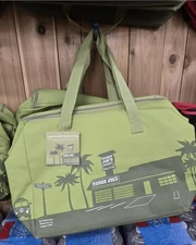 Trader Joe's 8 Gallon Reusable  Bag Cooler Large Insulated Tote Olive Green LE