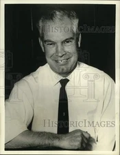 1961 Press Photo Bill Hanna, Animator-Producer of "The Flintstones" - hcp52382
