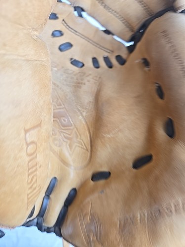 Louisville Slugger PRO8A TPX Pro Series Catcher's Mitt 32.5" - Picture 8 of 24