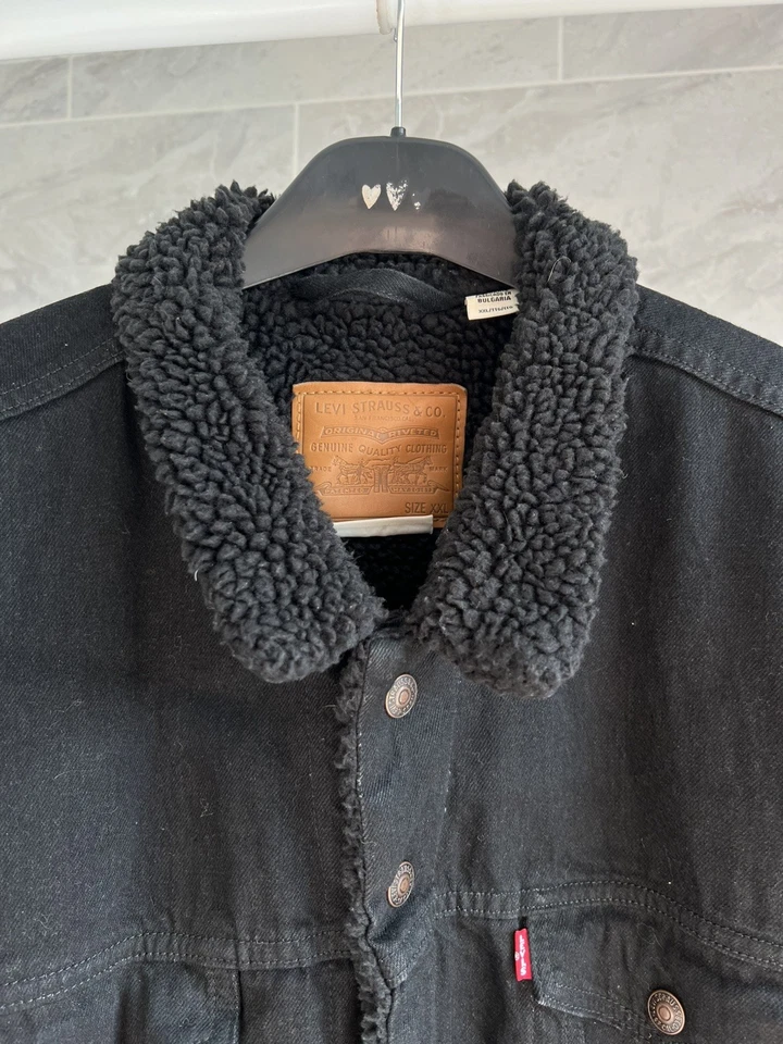 Levi’s Sherpa Trucker Jacket Black Denim Black Fur Mens XL Relaxed Superb, photo 3 of 5
