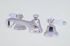 Kingston Brass Bel-Air 8 in. Bathroom Faucet in Polished Brass KS4462BPL