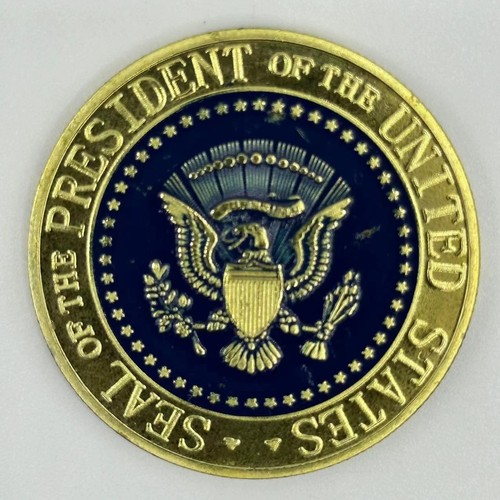 USA 45th President Challenge Coin - 2017 Inauguration Gift - Trump Coin - Picture 3 of 9