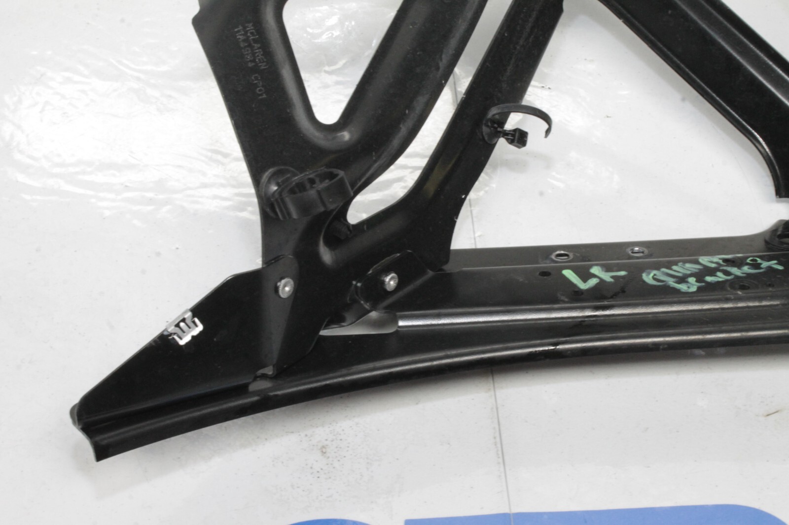 12-14 MCLAREN MP4-12C 12C 570 650 OEM LH REAR QUARTER PANEL BRACKET 11A4984CP
