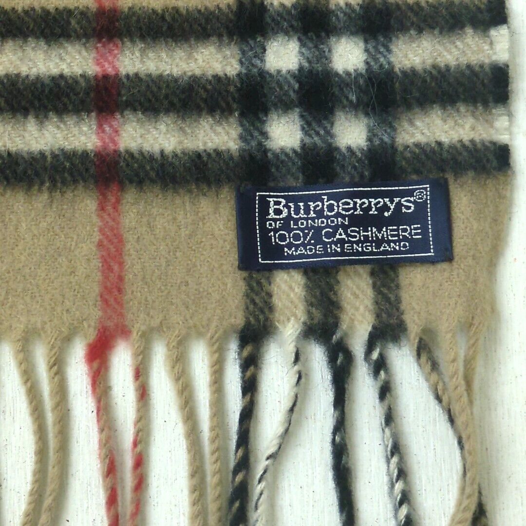 BURBERRY 100% Cashmere Scarf Nova Check Made in England BURBERRY 100% Cashmere Scarf Nova Check Made in England