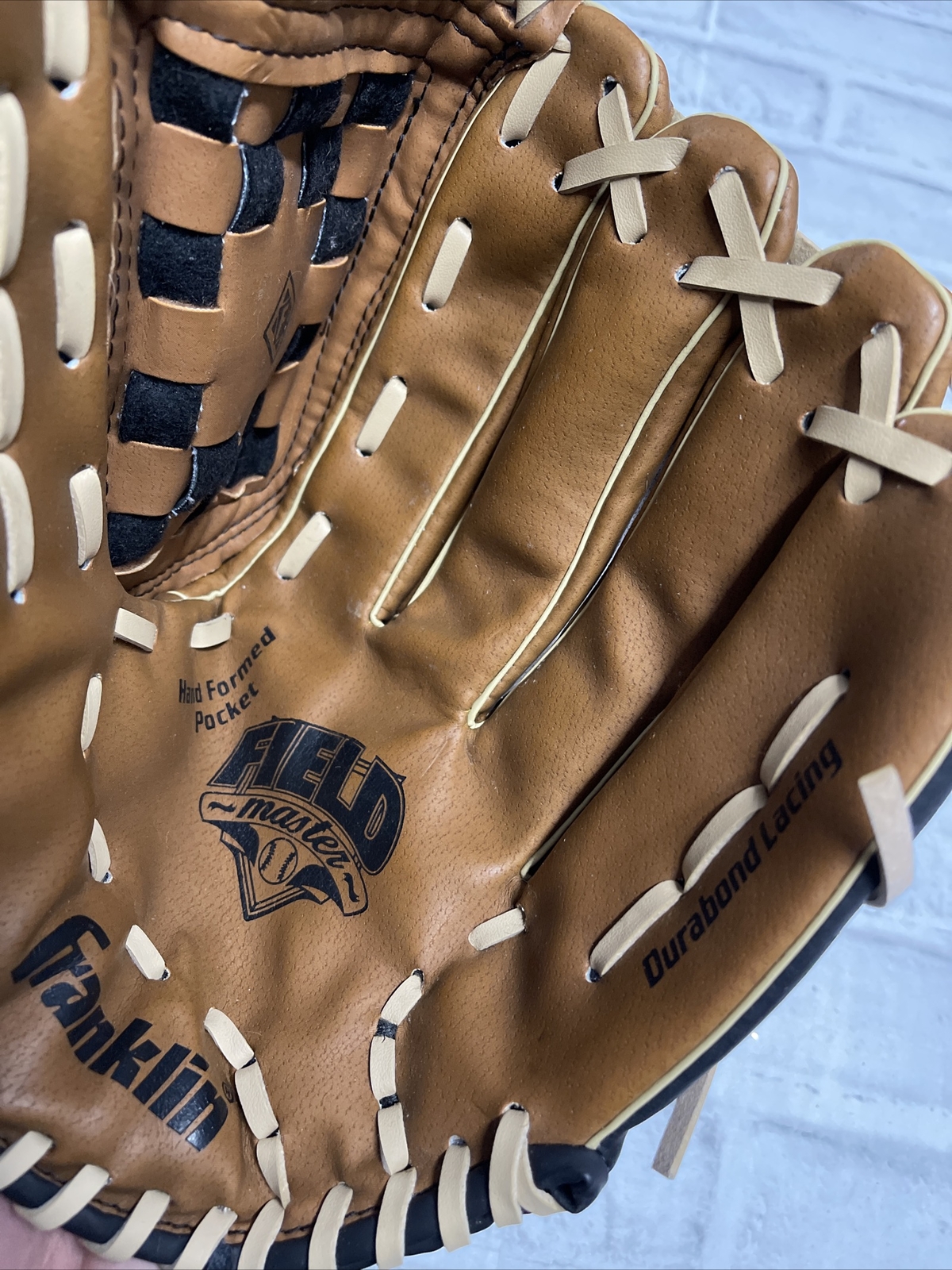 Franklin Field Master 419713" Ball Glove RHT Durabond Lacing VGC