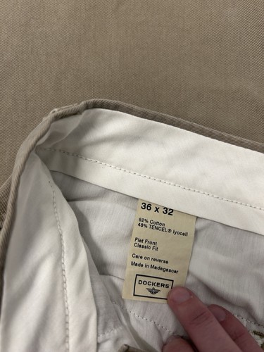 Dockers Men’s Tan Khaki Chino Classic Fit Pants 36X32 Excellent Condition - Picture 5 of 5