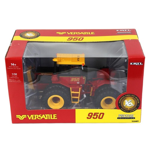 ERTL 1/32 Versatile 950 Tractor, 2022 National Farm Toy Museum 16436 - Picture 5 of 5