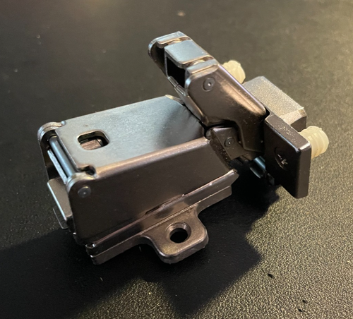 NUOVA cerniera per armadio in erba 3903/1203 con piastra 046, chiusura a molla, CLIP-ON - Foto 7 di 10
