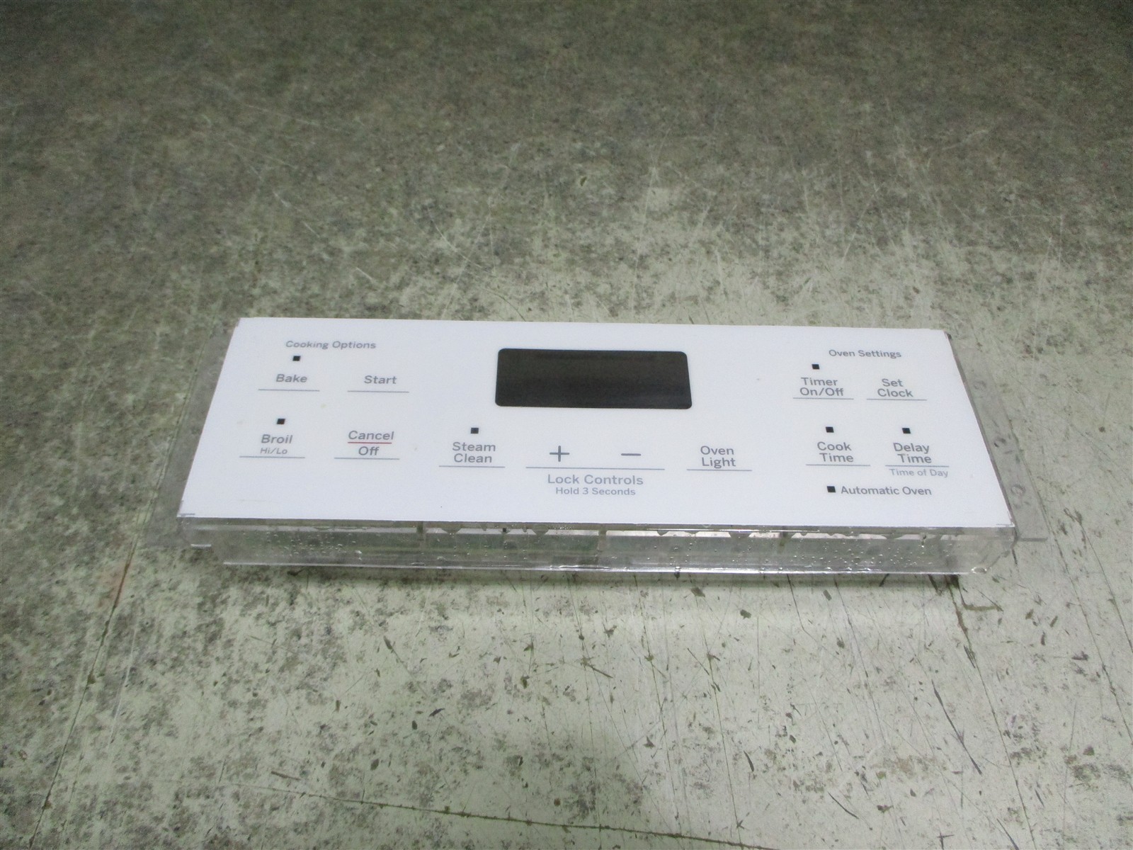 Ge Range Control Board Cracked Screw Holes/Peeling Part # Wb27X26655