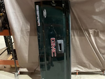 Used Tailgate fits: 2015 Gmc Sierra 1500 pickup w/open and close assist opt PPA